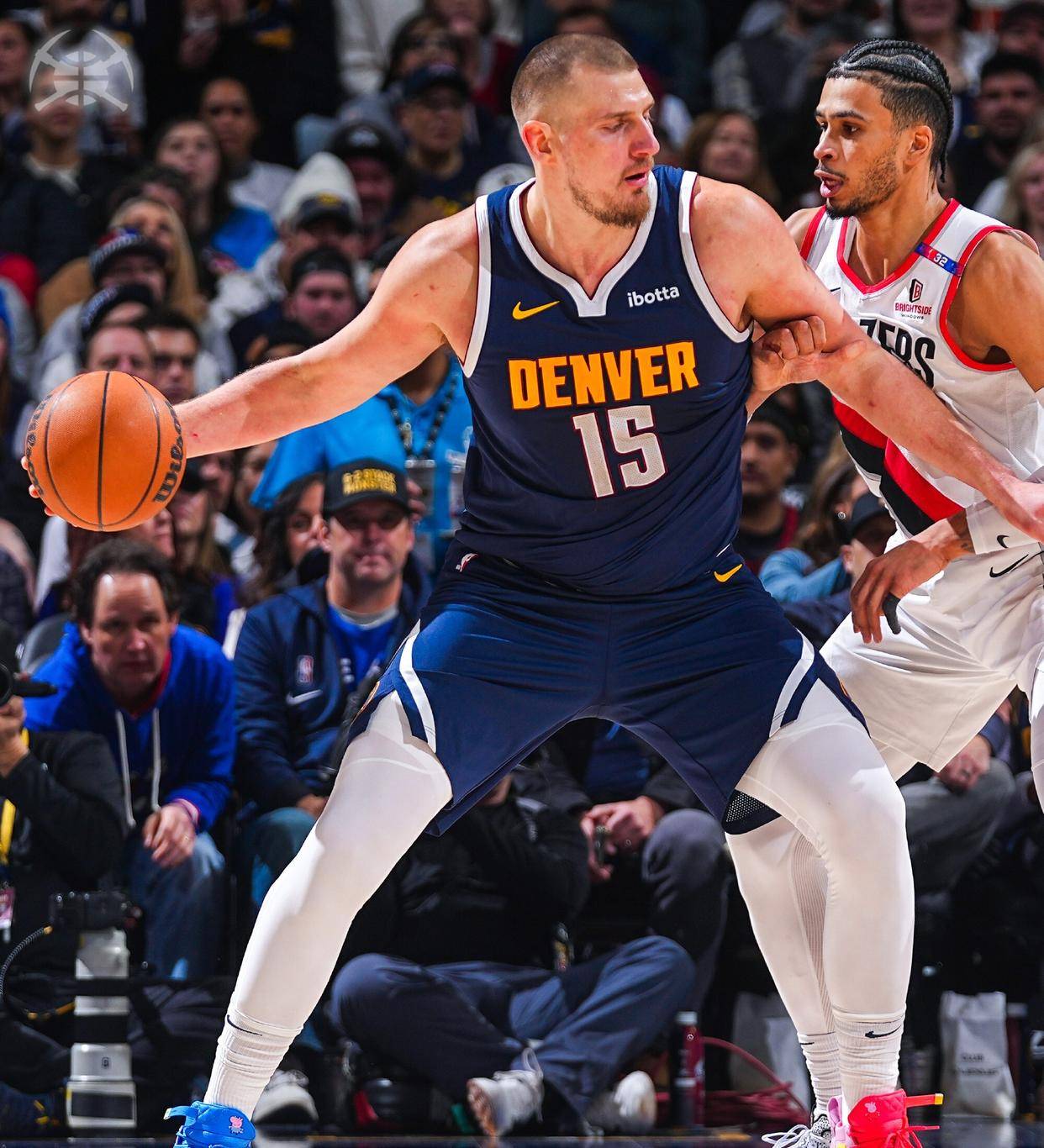 喧宾夺主 喧宾夺主