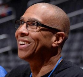 她更在意跨 她更在意跨